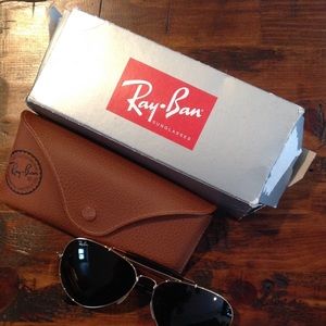 Ray Ban Aviators like new!! Double bar